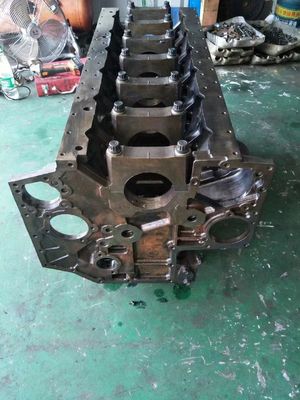 EXCAVATOR 예비 부품 코마쓰 SAA6D140E-5 엔진 실린더 블록을위한 엔진 부품